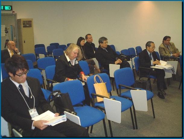 602x451 pixels (112K)